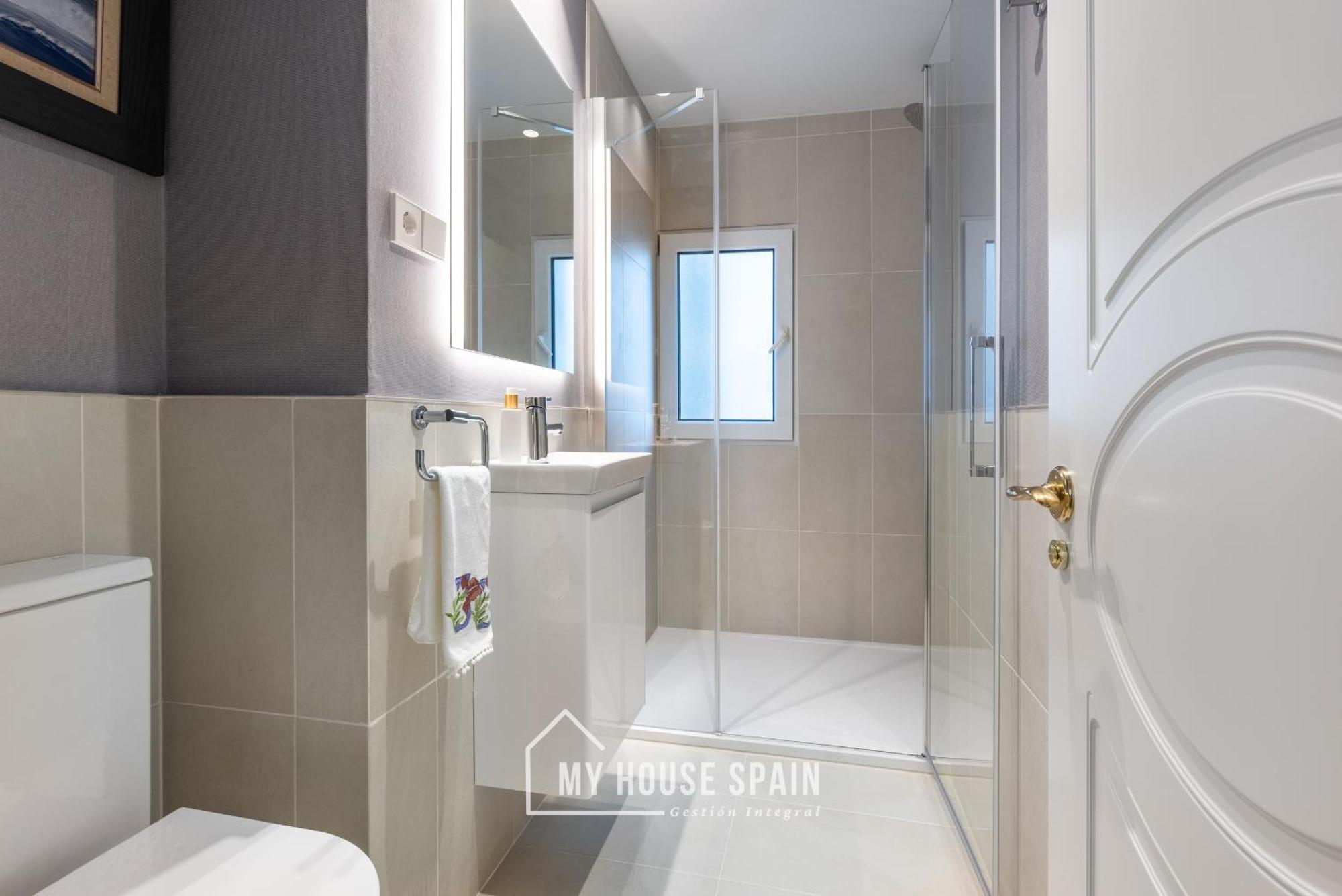 Myhousespain - Centrico Piso Junto A La Playa Хихон Экстерьер фото